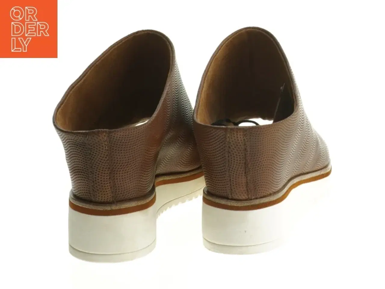 Billede 2 - fra Tamaris (str. 39 )