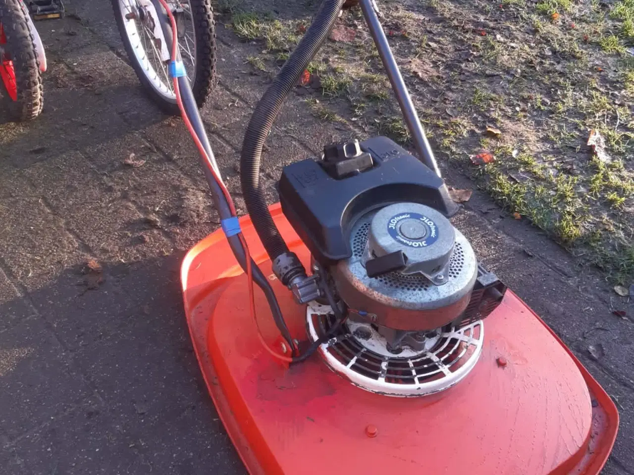 Billede 1 - Flymo luftpudeklipper med Ilo motor