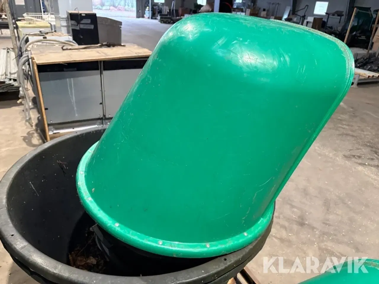 Billede 9 - Fodertrug 7 styk