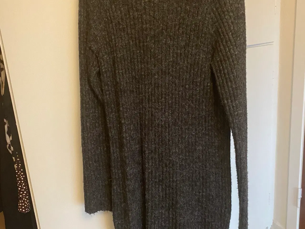 Billede 1 - Strik kjole 