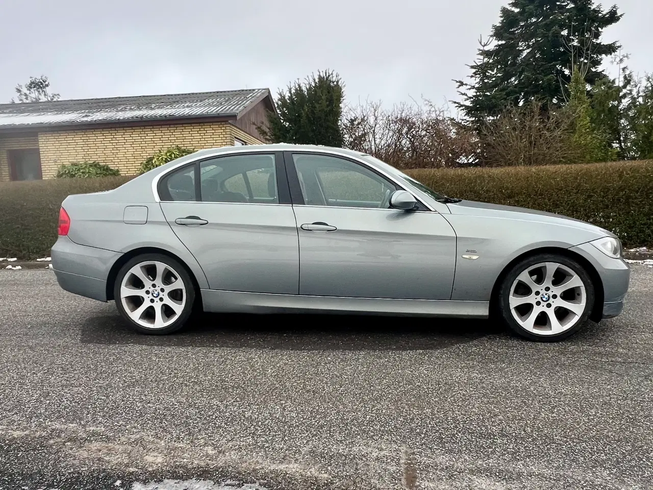 Billede 3 - En ejers lav km bmw 320d 