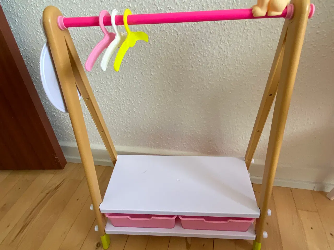 Billede 1 - Baby Born tøjstativ 