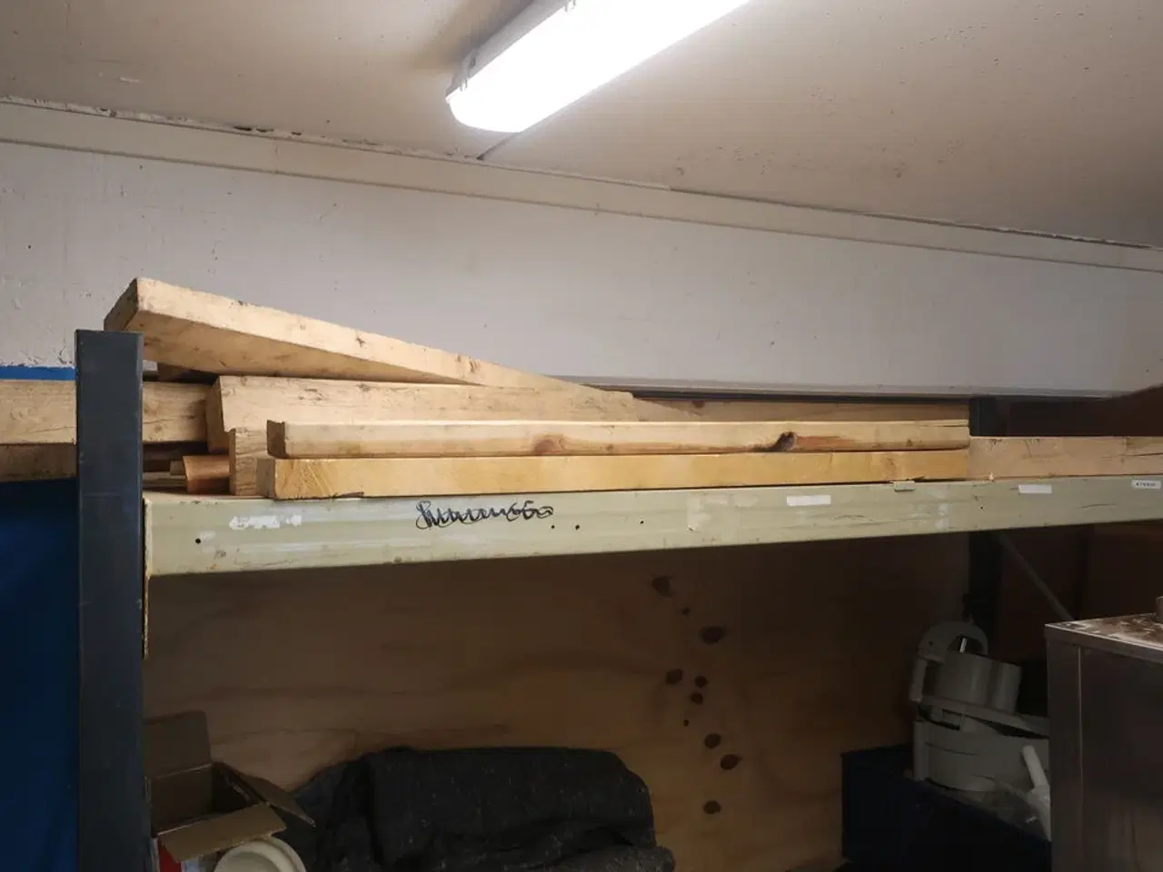 Billede 2 - Pallereol med indhold