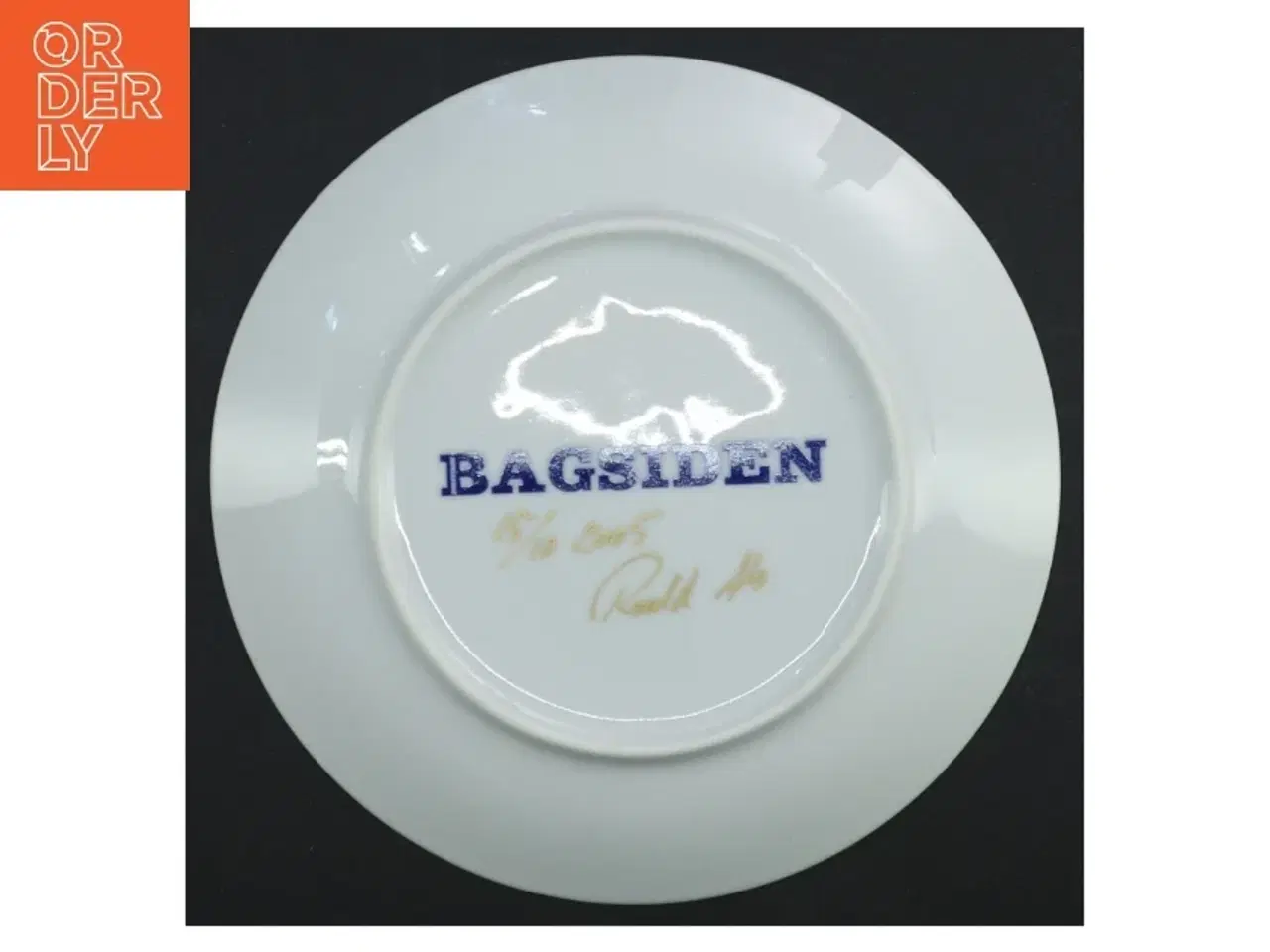 Billede 3 - Bagsiden tallerken 2005 fra Roald Dahl (str. 19 x 2 cm)