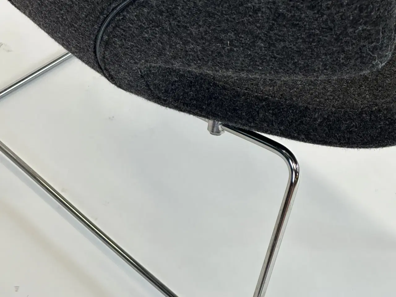 Billede 9 - Materia Bone Chair Loungestol – Mørkegrå med Krom Stel