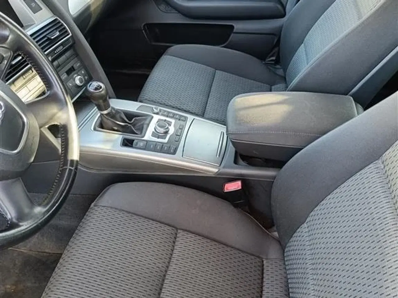 Billede 7 - Audi A 6. 2,4  2 stk. (Momsfri)