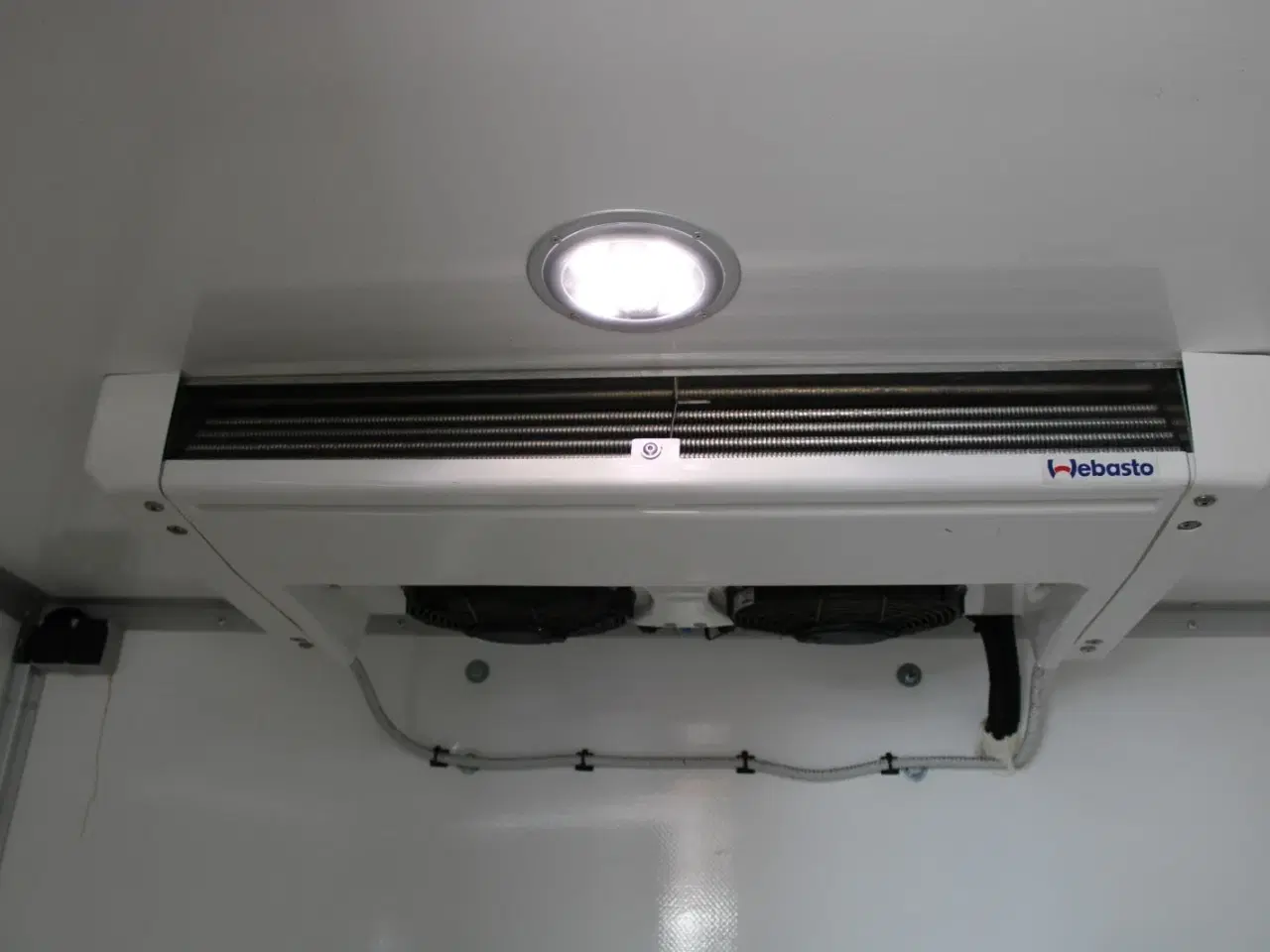 Billede 9 - VW Crafter 35 2,0 TDi 177 Alukasse m/lift aut. 4Motion
