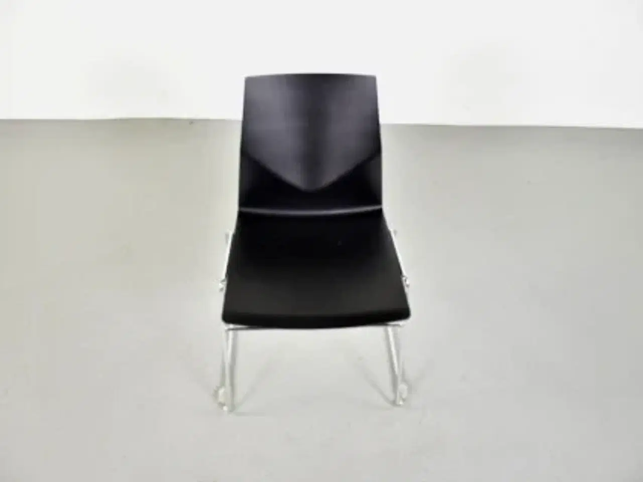 Billede 5 - Four design konferencestol med sort skal og krom stel