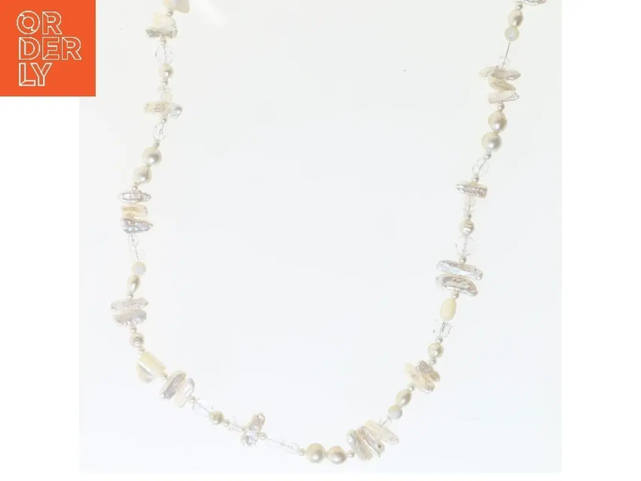 Billede 1 - Perlehalskæde med korsvedhæng (str. 116 cm)