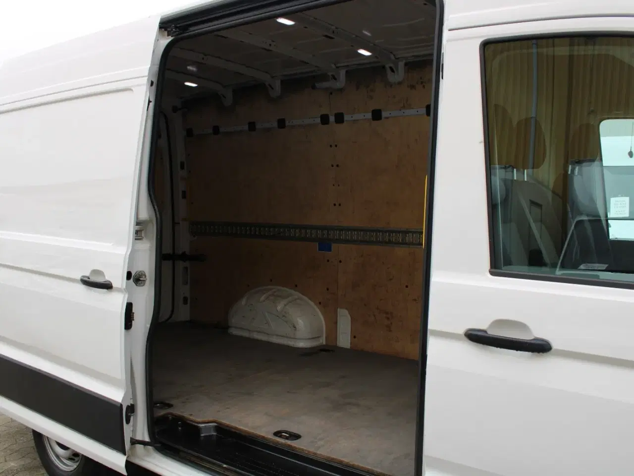 Billede 12 - VW Crafter 35 2,0 TDi 102 Kassevogn L3H2