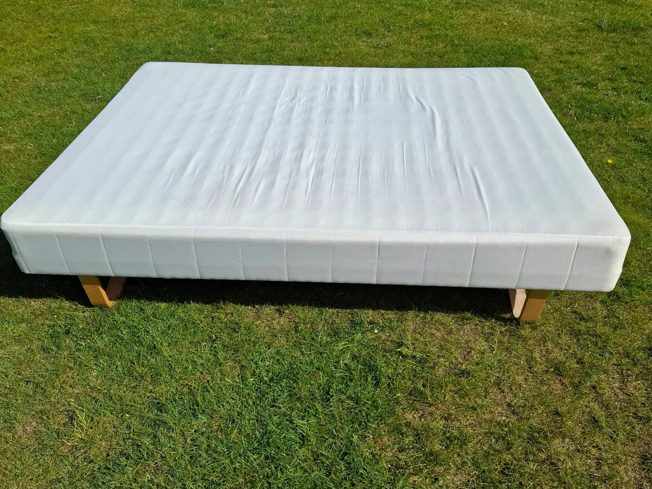 Billede 6 - Boxmadras 200x140 sælges