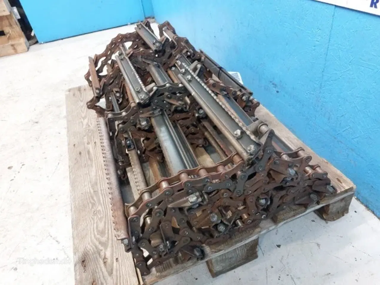 Billede 14 - New Holland CR10.90 Løftekæde 48103500