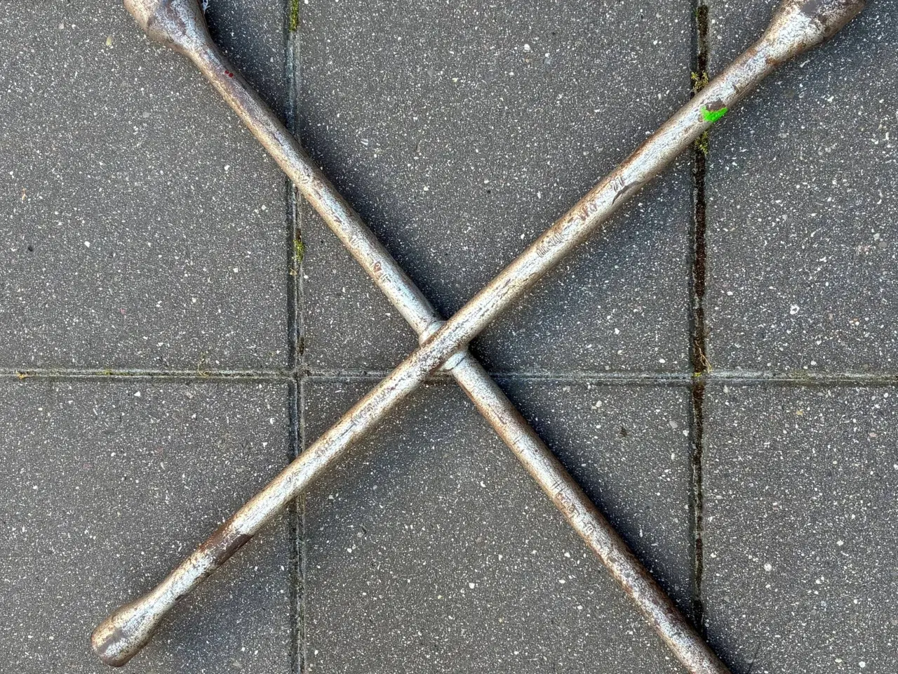 Billede 1 - Krydsnøgle stor model