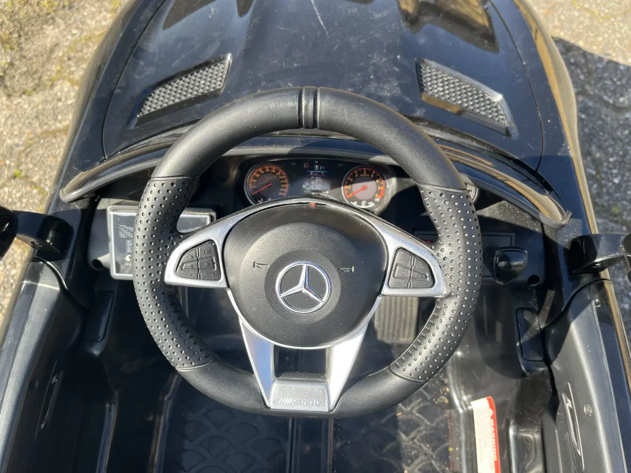 Billede 3 - Mercedes AMG El Bil til børn