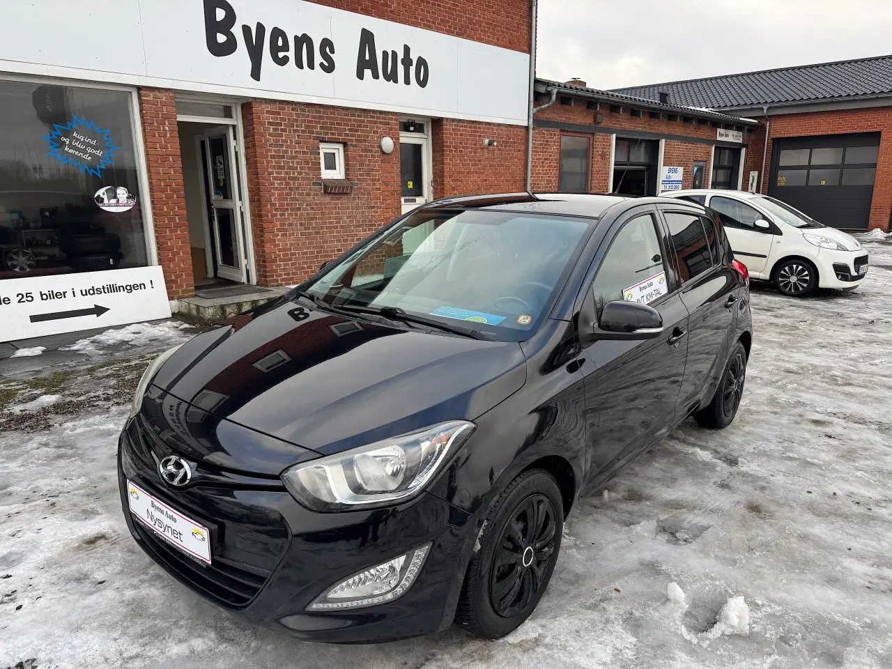 Billede 3 - Hyundai I20 XTR Nysyn Kun kørt 164000km