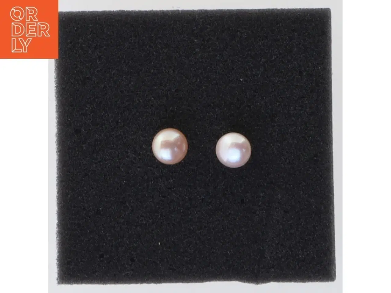 Billede 1 - Perleøreringe (str. 1,5 cm)
