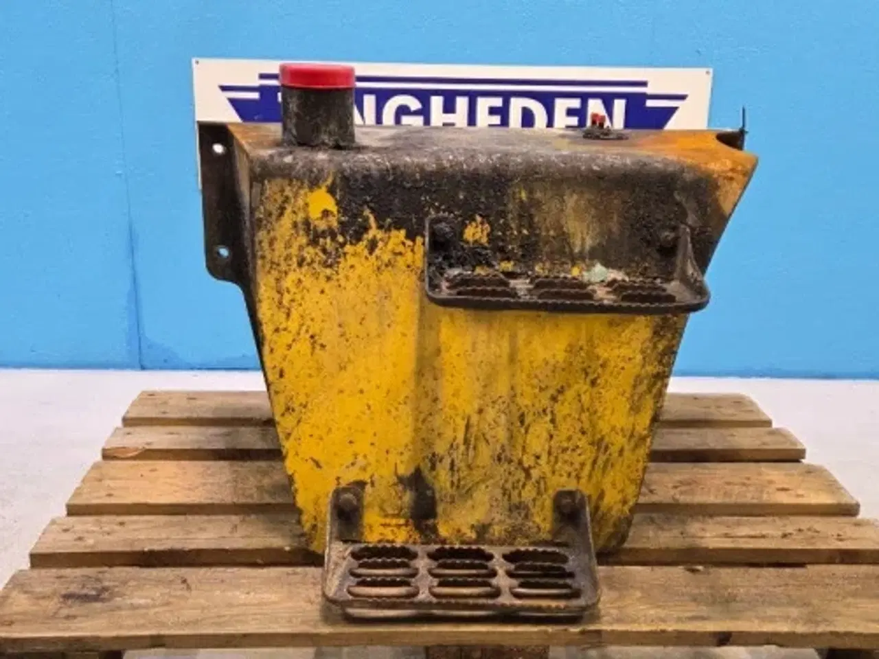 Billede 10 - New Holland LB115B Dieseltank 84262236