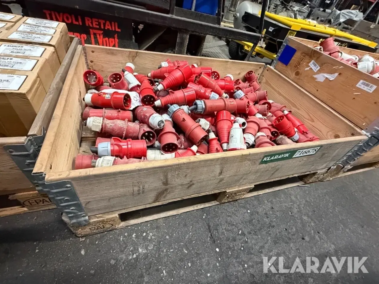 Billede 1 - Stik samlet lot