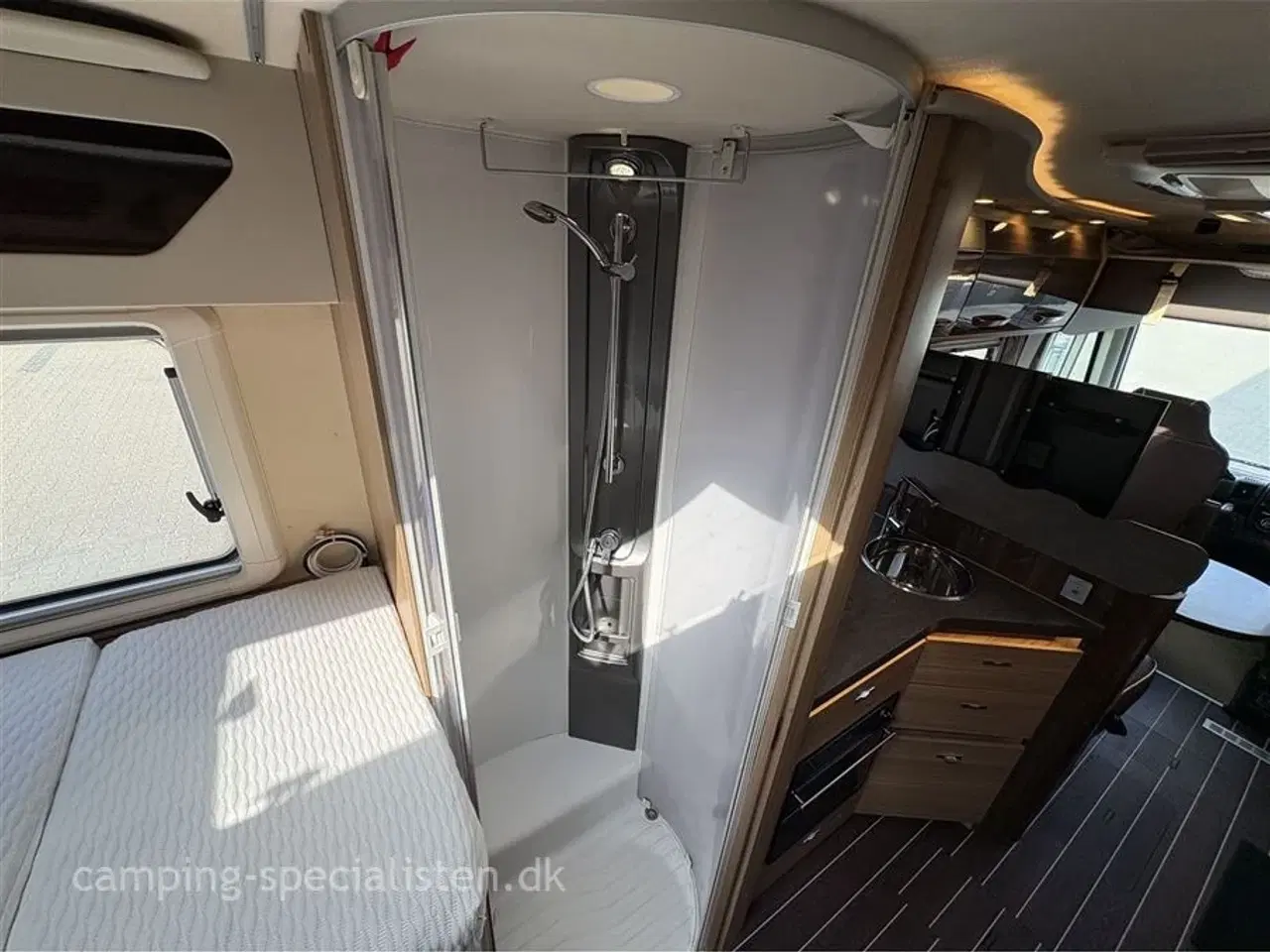 Billede 20 - 2019 - Knaus Sun I 700 LEG   Sjældent udbudt luksuscamper - Knaus Sun I 700 LEG fra 2019 - kan ses nu hos Camping-Specialisten.dk