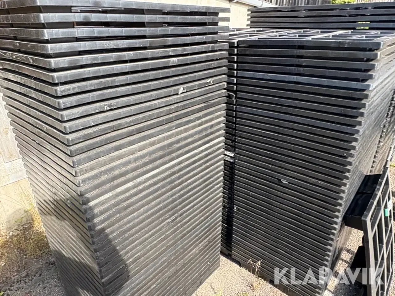 Billede 5 - Plast halvpaller - 125 styk
