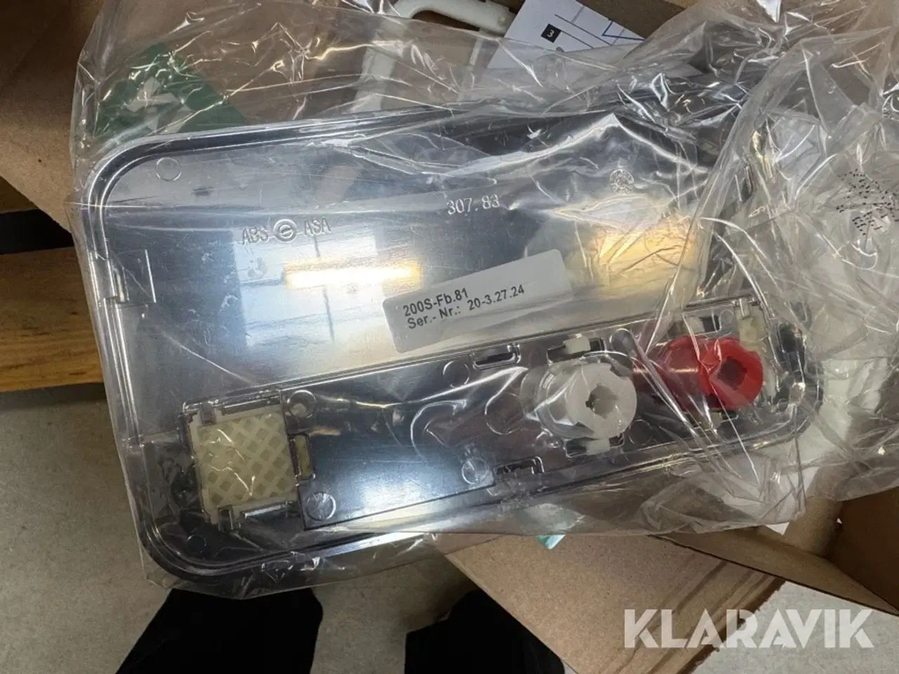 Billede 4 - Trykknap indbygning cisterne og en vask Villeroy & Boch 42 styks - 1 vask