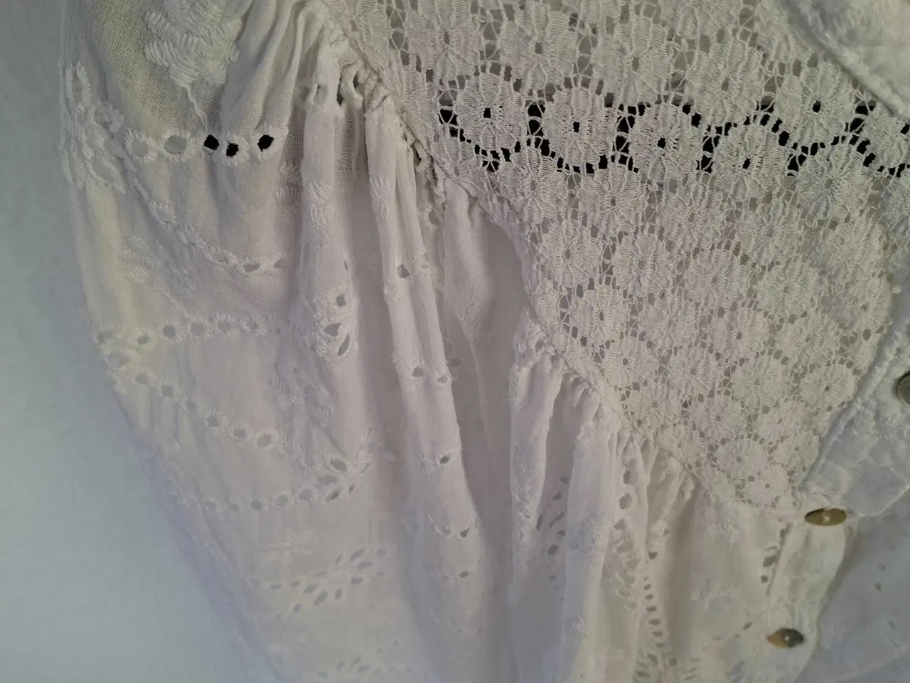 Billede 2 - Smuk bluse