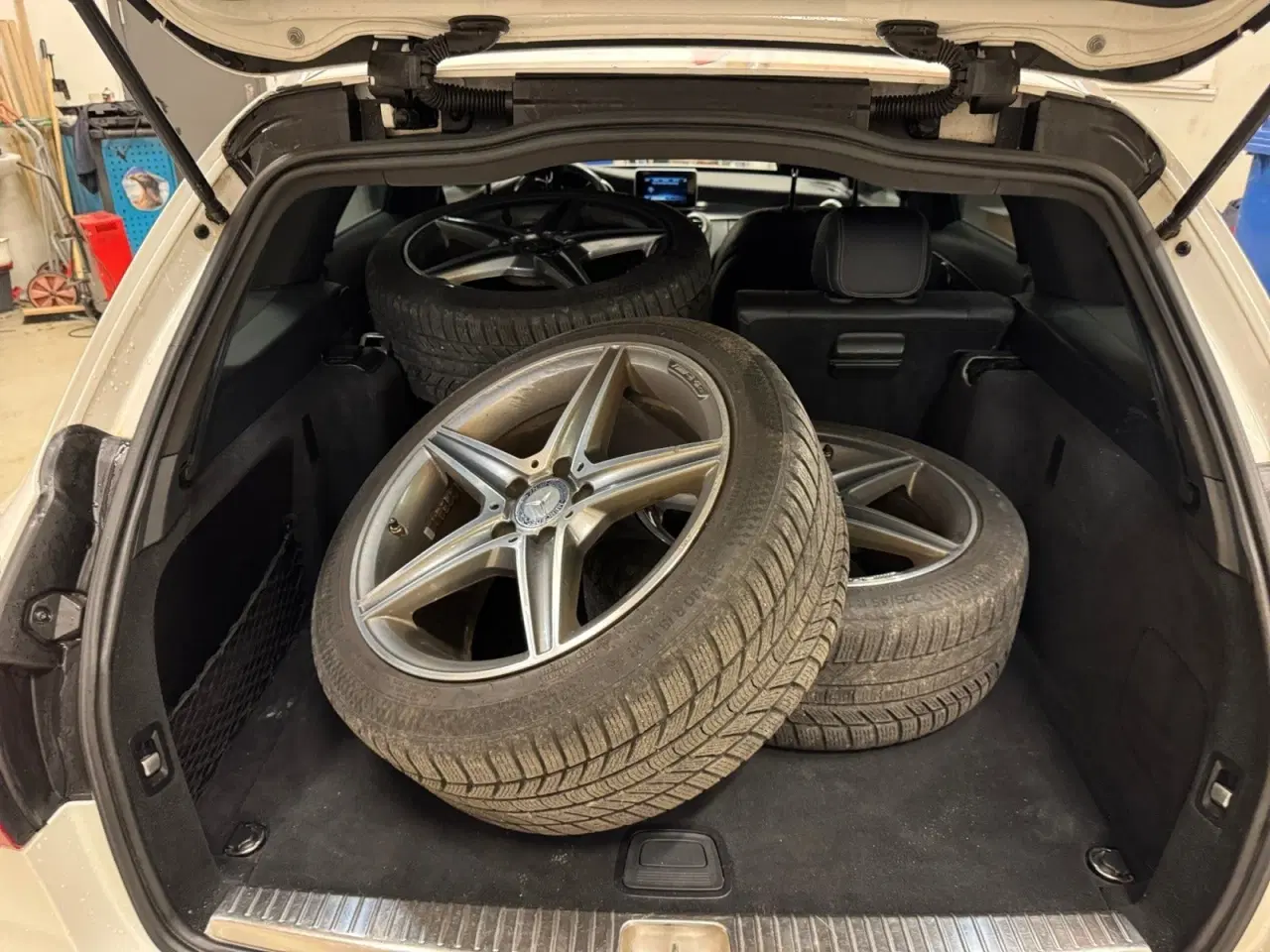 Billede 11 - Mercedes C400 3,0 AMG Line stc. aut. 4Matic