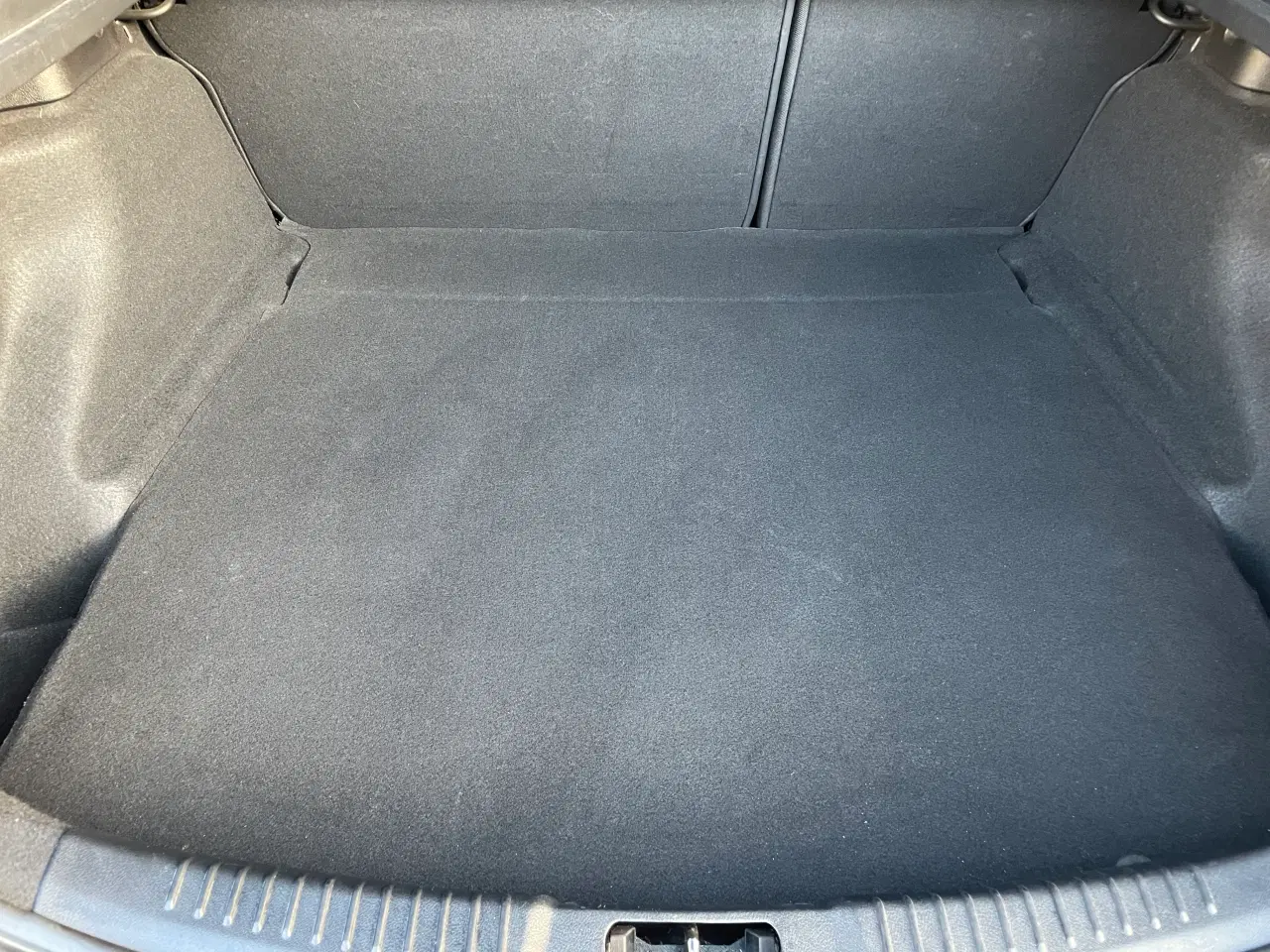 Billede 8 - Velholdt enejers ikke ryger vogn