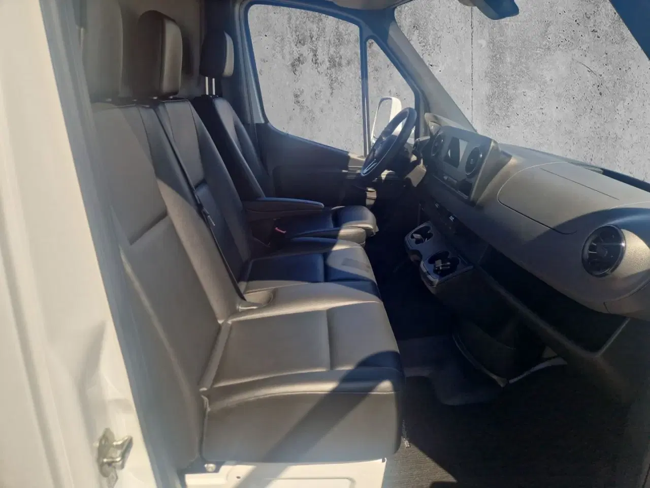 Billede 10 - Mercedes Sprinter 319 3,0 CDi Alukasse m/lift aut.