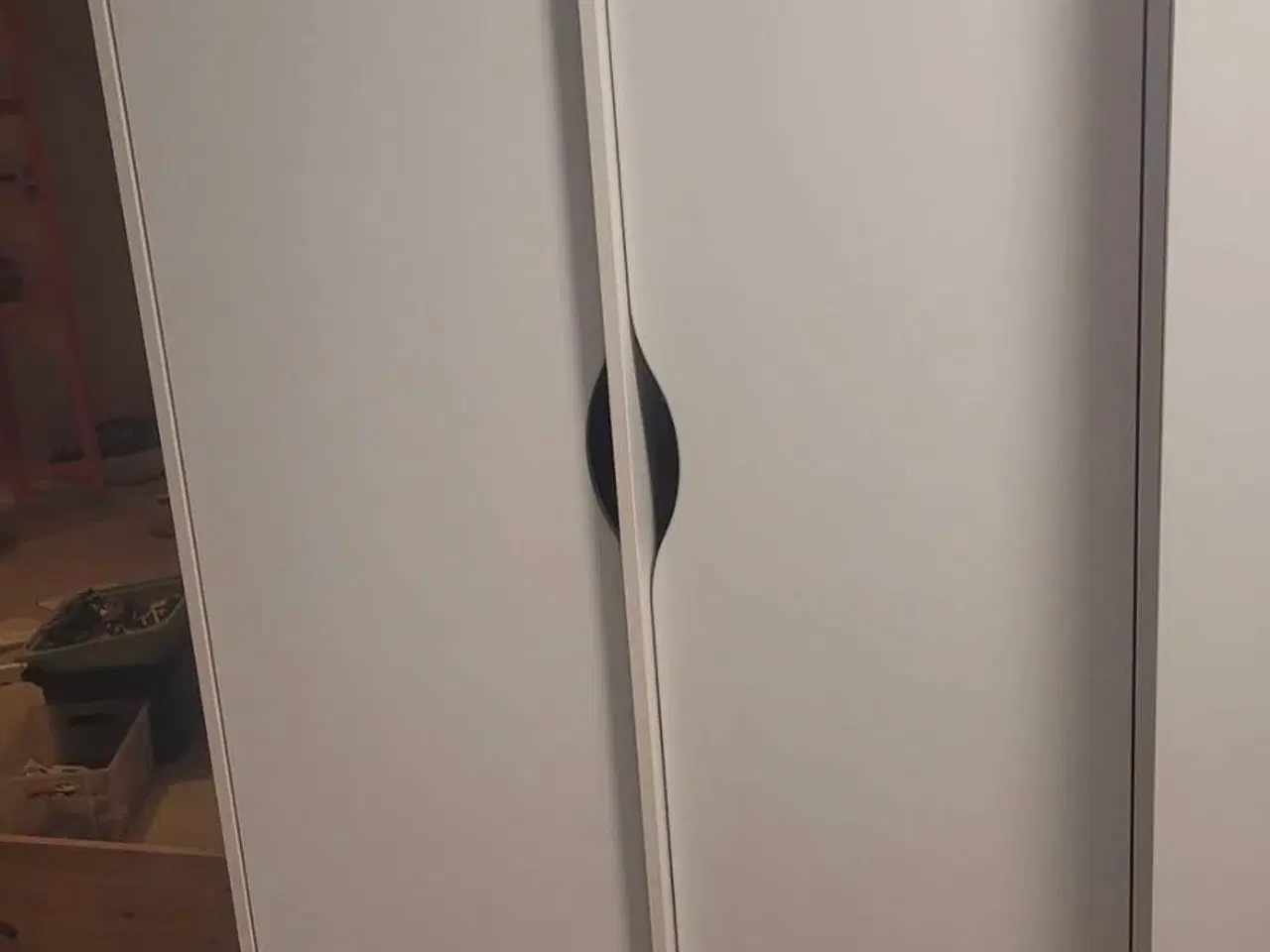 Billede 1 - Klædeskab 