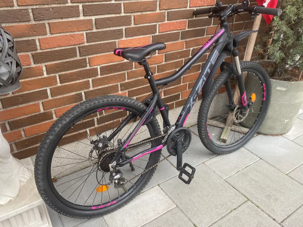 Billede 5 - Købt til 4299 kr 27,5 tommer 