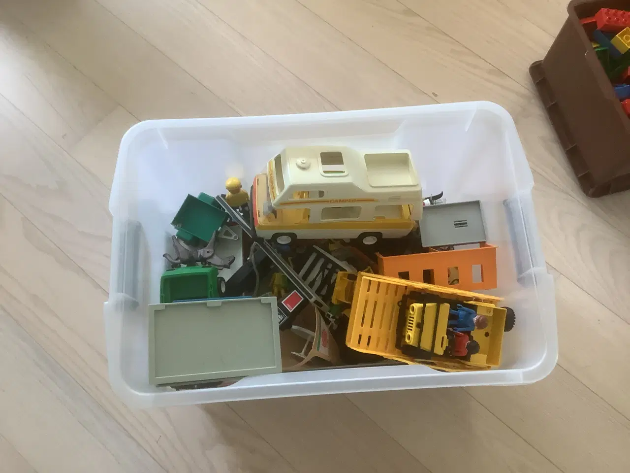 Billede 1 - Fisher-Price legetøj (en hel kasse blandet)