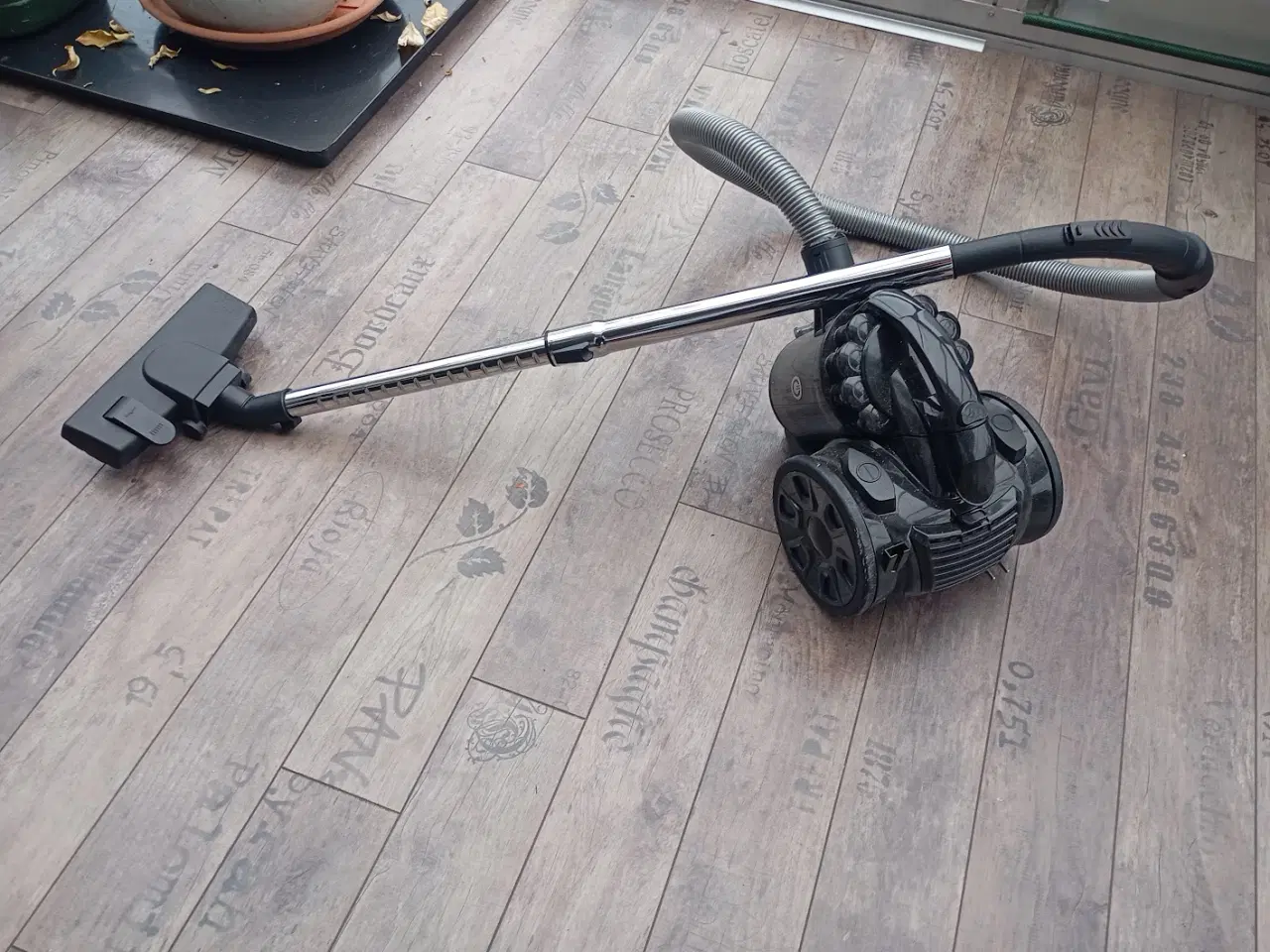 Billede 1 - Støvsuger
