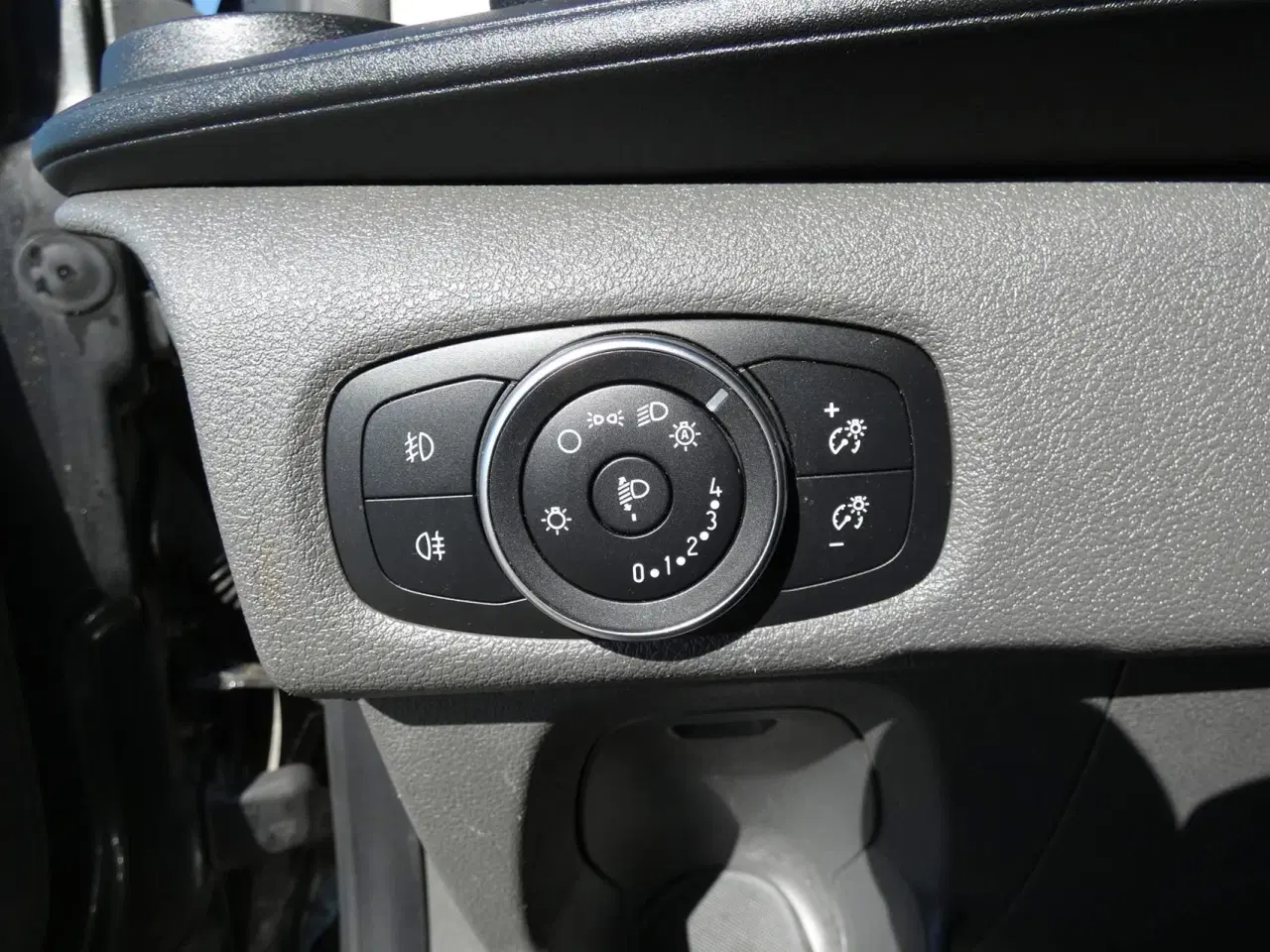 Billede 15 - Ford Transit Custom 300 L2H1 2,0 TDCi Trend 130HK Van 6g Aut.