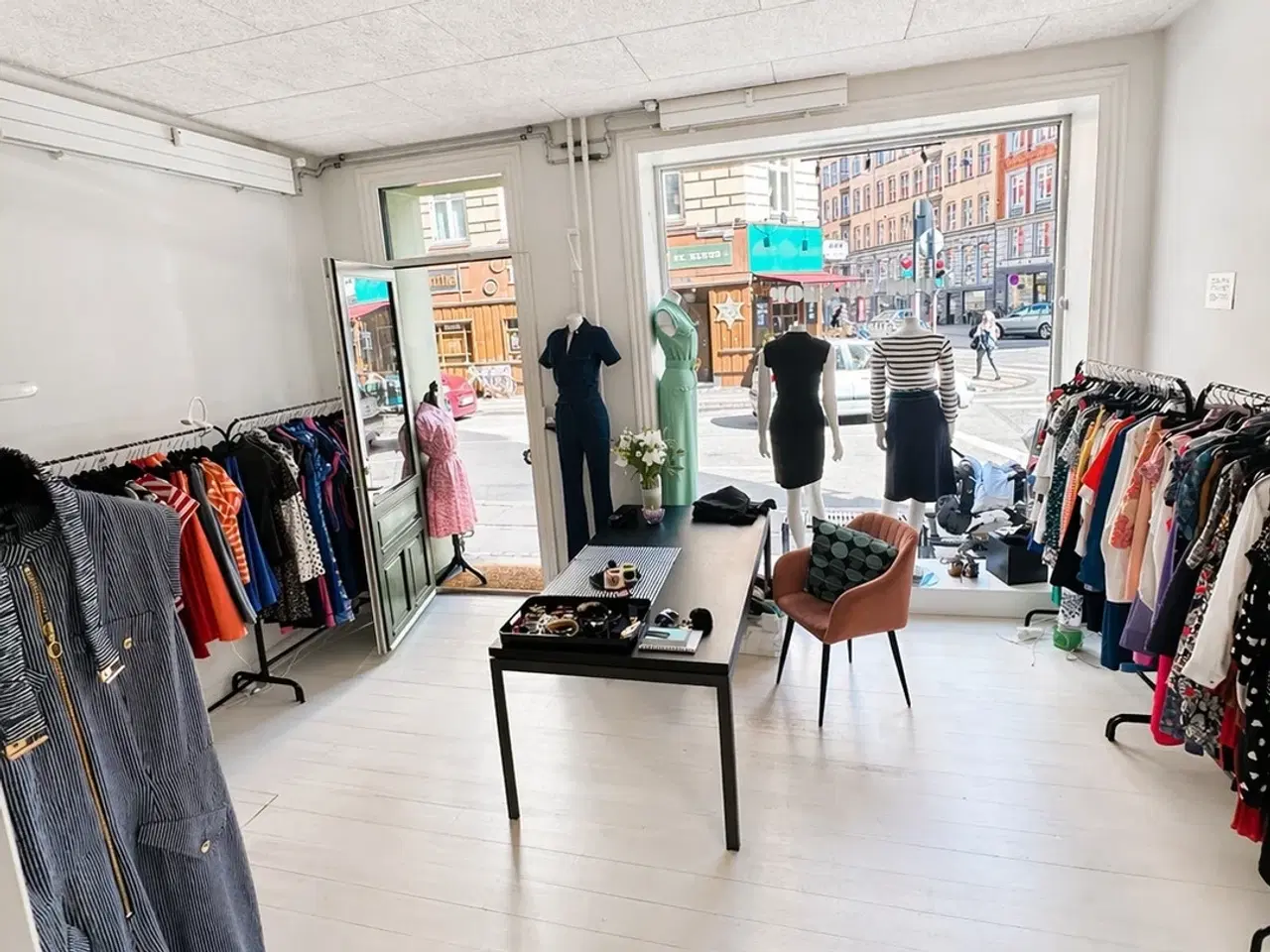 Billede 3 - Attraktivt erhvervslejemål på Vesterbro – synlig beliggenhed ved Istedgade