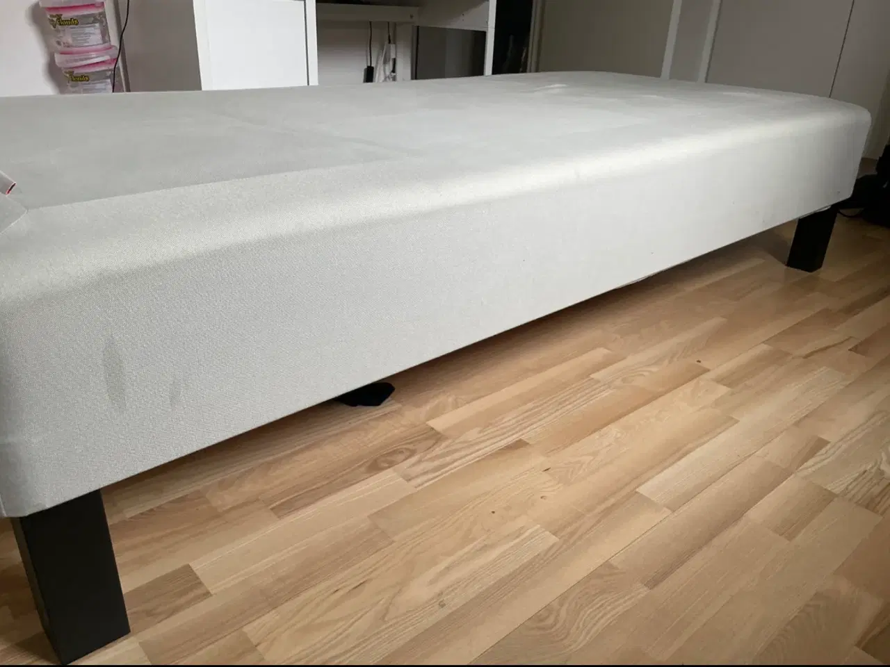 Billede 3 - Ikea Snarum Boxmadras 90x200 sælges