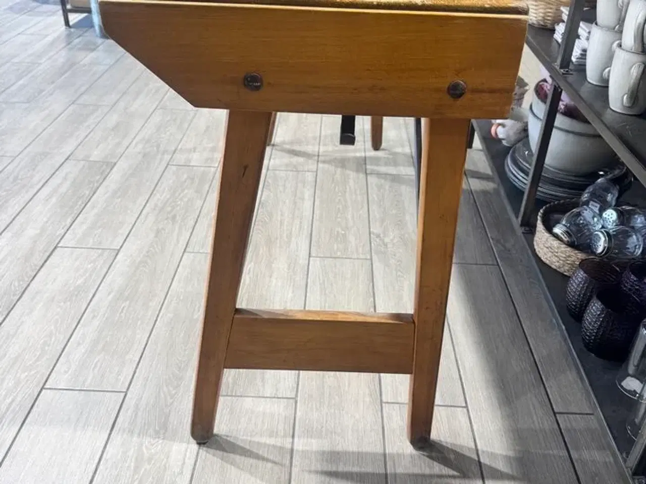 Billede 3 - Antik skolebord