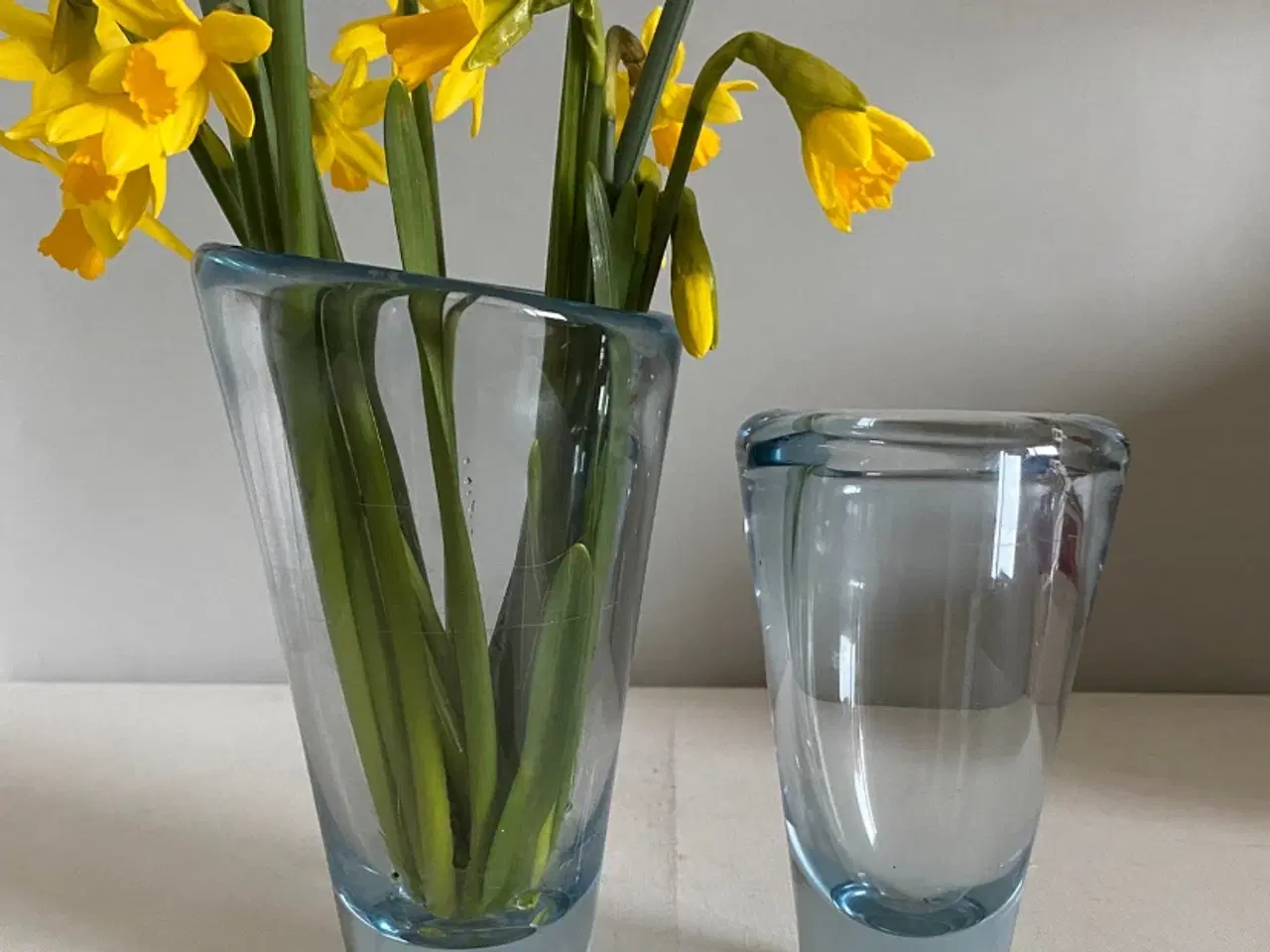 Billede 2 - Umanak Per Lutken vaser fra Holmegaard 