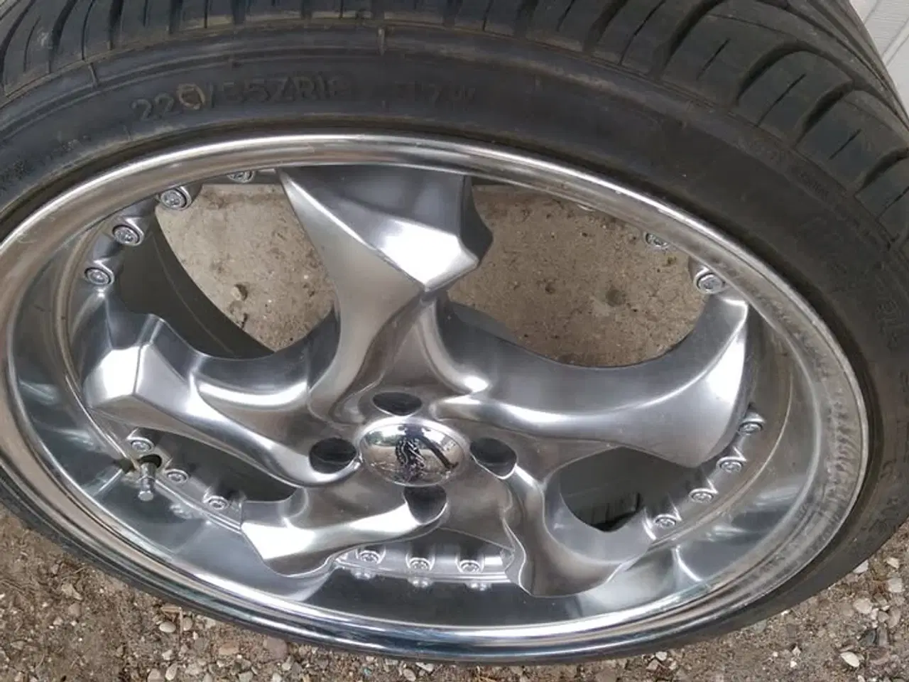 Billede 3 - Keskin KT7 Alufælge 18"x7" m/ dæk