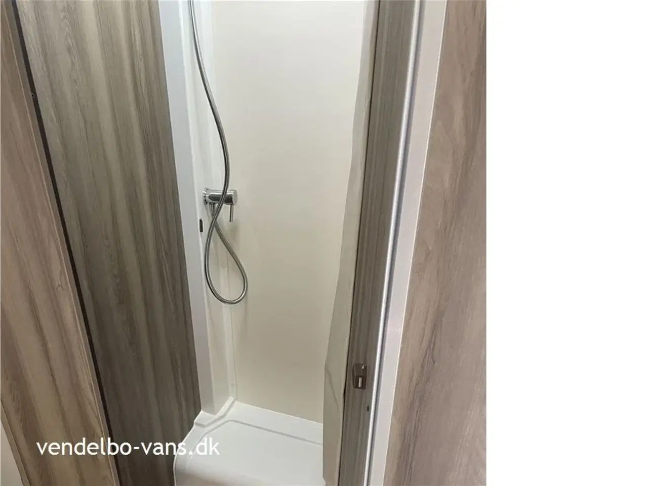 Billede 20 - 2025 - Rollerteam Kronos 281 TL FIT Enkeltsenge og stor garage - kun 6,69 M lang - kun 2,15 M bred - kun 2,85 M høj