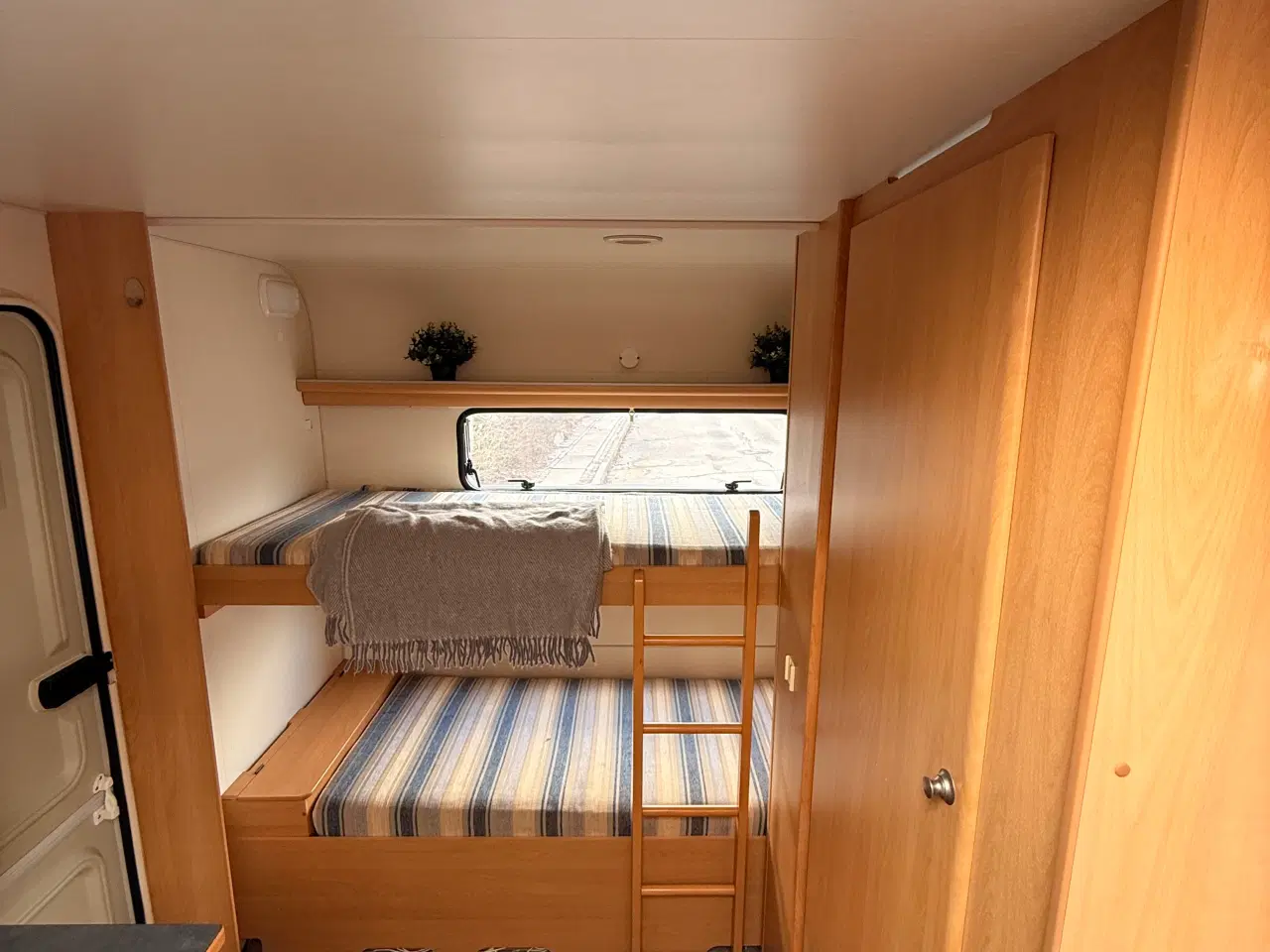 Billede 11 - 2007 Adria 542 PK / Med Mover & Isabella Tent