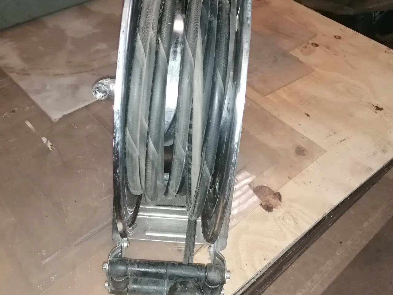 Billede 3 - Automatisk slangerulle