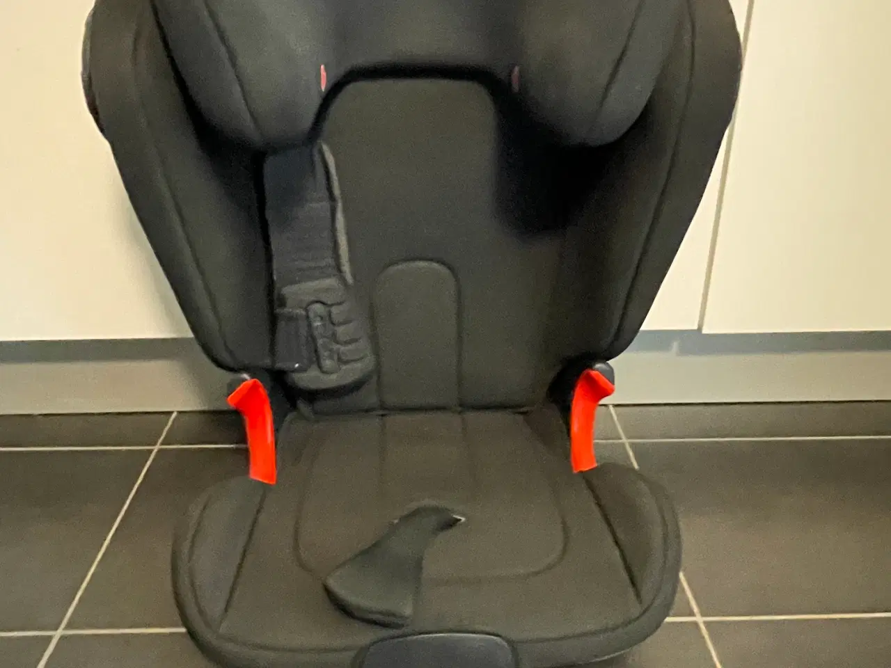 Billede 1 - Autostol Britax Römer kidsfix op til 36 kg.