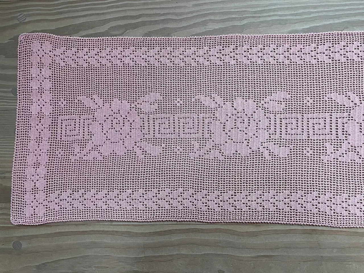 Billede 2 - Bordløber hæklet 29x125