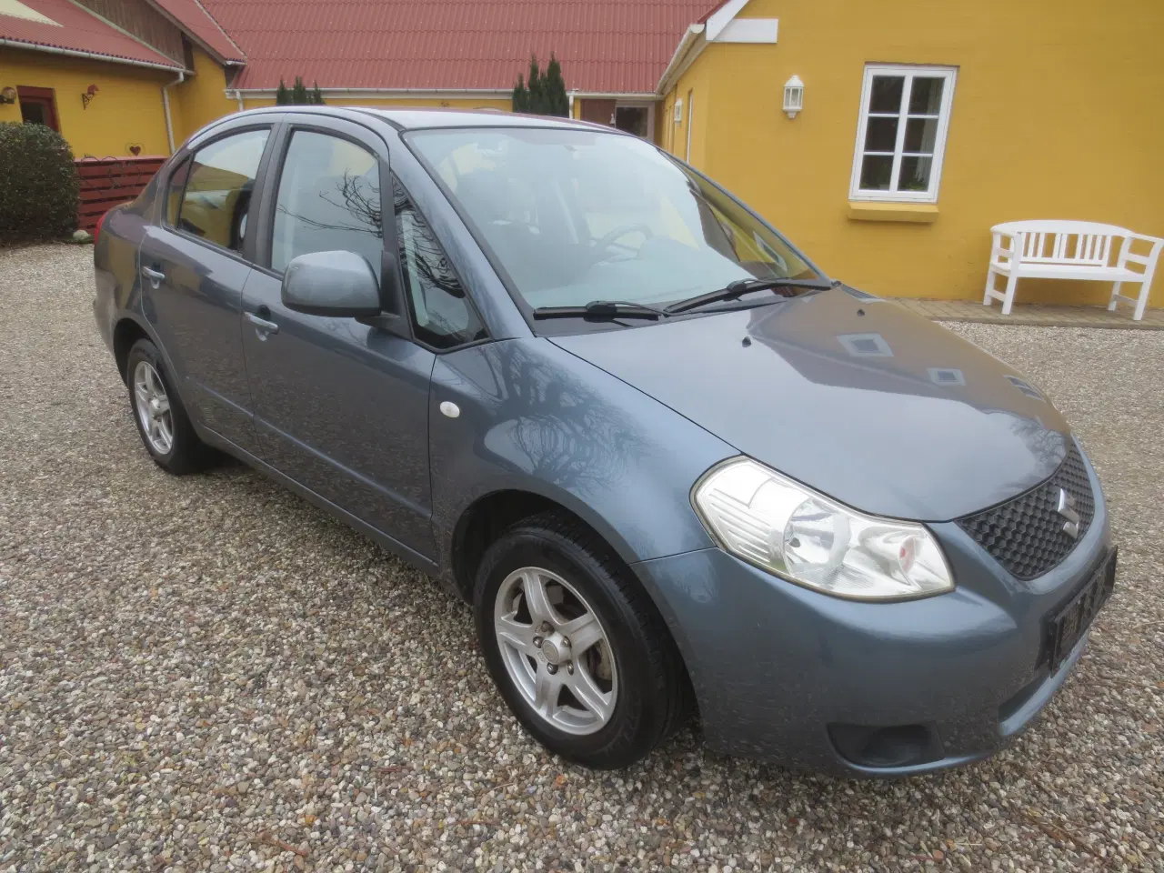 Billede 3 - Suzuki SX4 1.6 i 4 Døres, Nysynet 