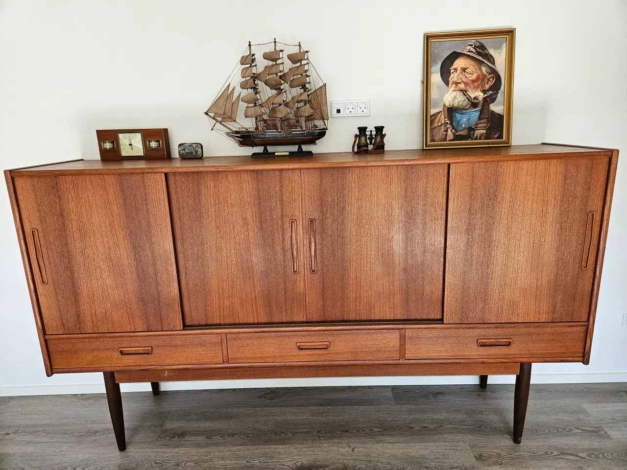 Billede 1 - Retro teak skænk