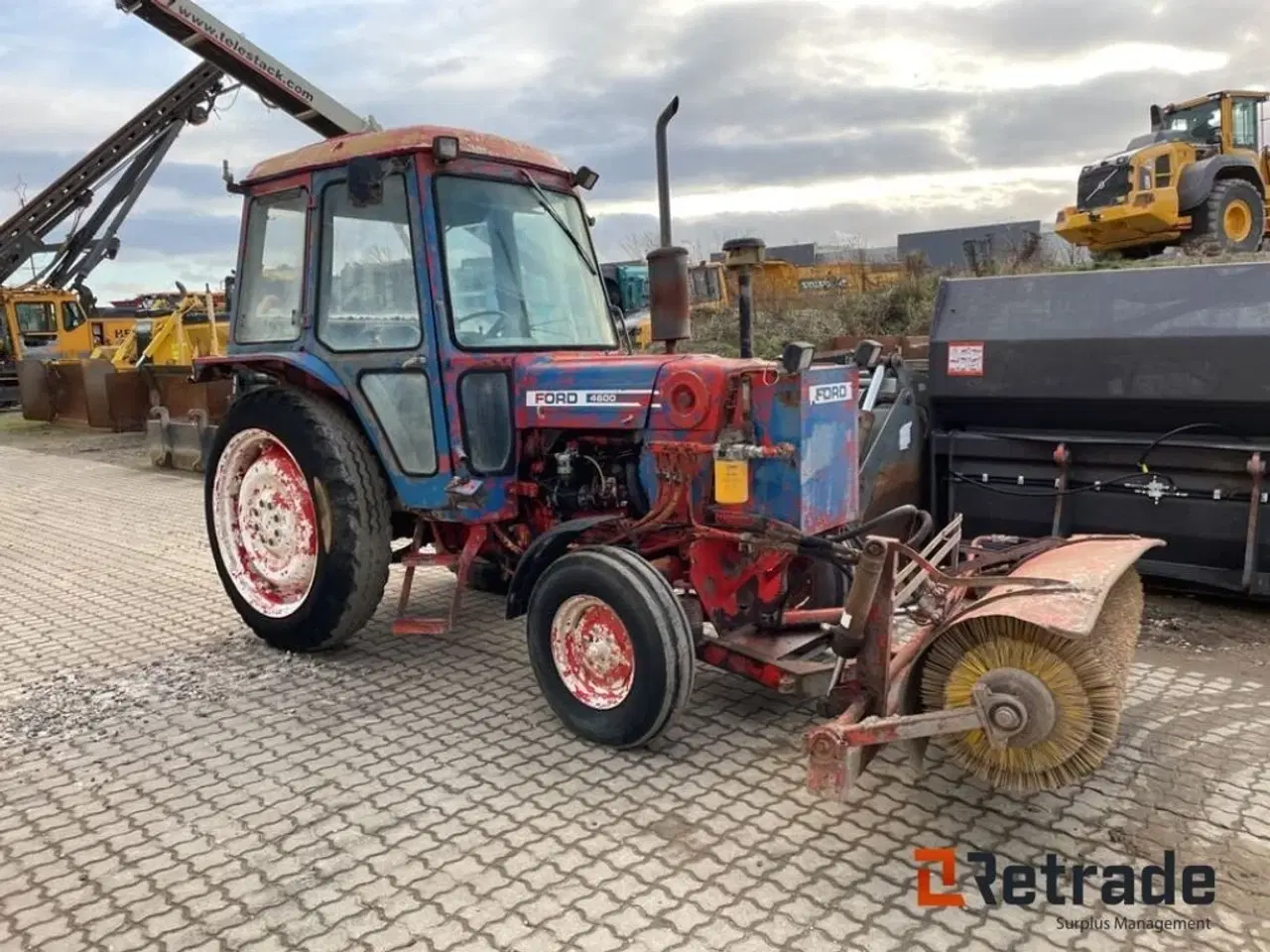 Billede 3 - Ford 4600 med kost