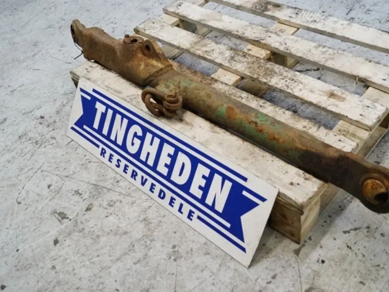 Billede 4 - John Deere 4040 R.H. Liftarm AR80666