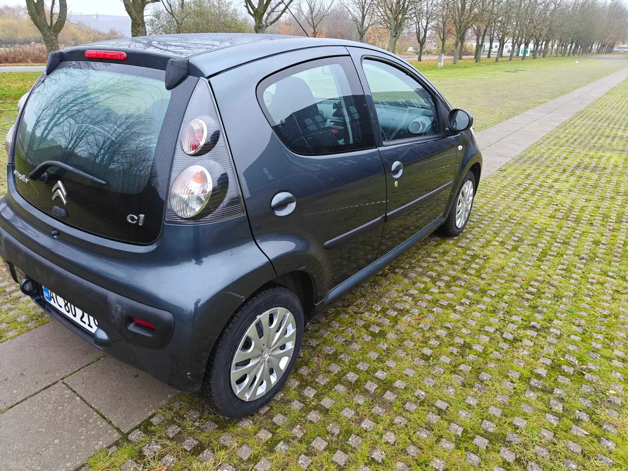 Billede 3 - Fin & velkørende Citroen C1 1.0