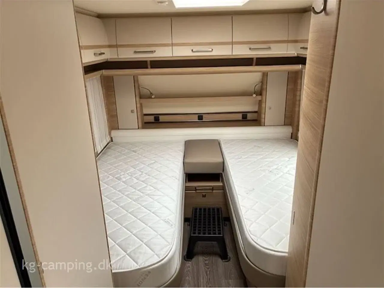 Billede 3 - 2022 - Fendt Bianco 515 SG Selection   Nu har du milghed for at få fingrene i denne lækre vogn - Enkelt senge - Mover - Fortelt og Markise